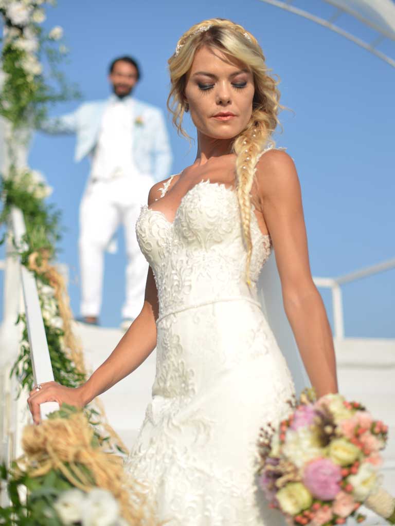 https://www.divawedding.com.tr/wp-content/uploads/2017/01/hande_gokce_arena.jpg