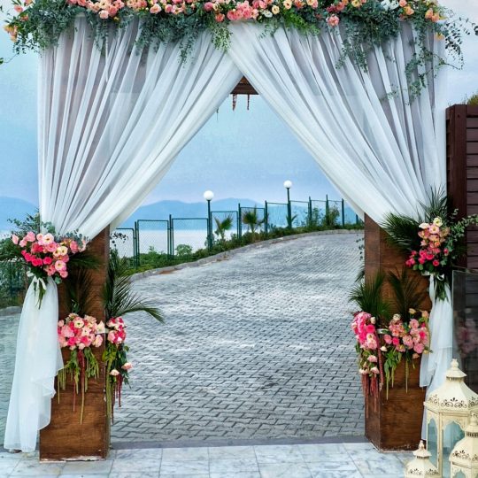 https://www.divawedding.com.tr/wp-content/uploads/2017/01/index7-540x540.jpg