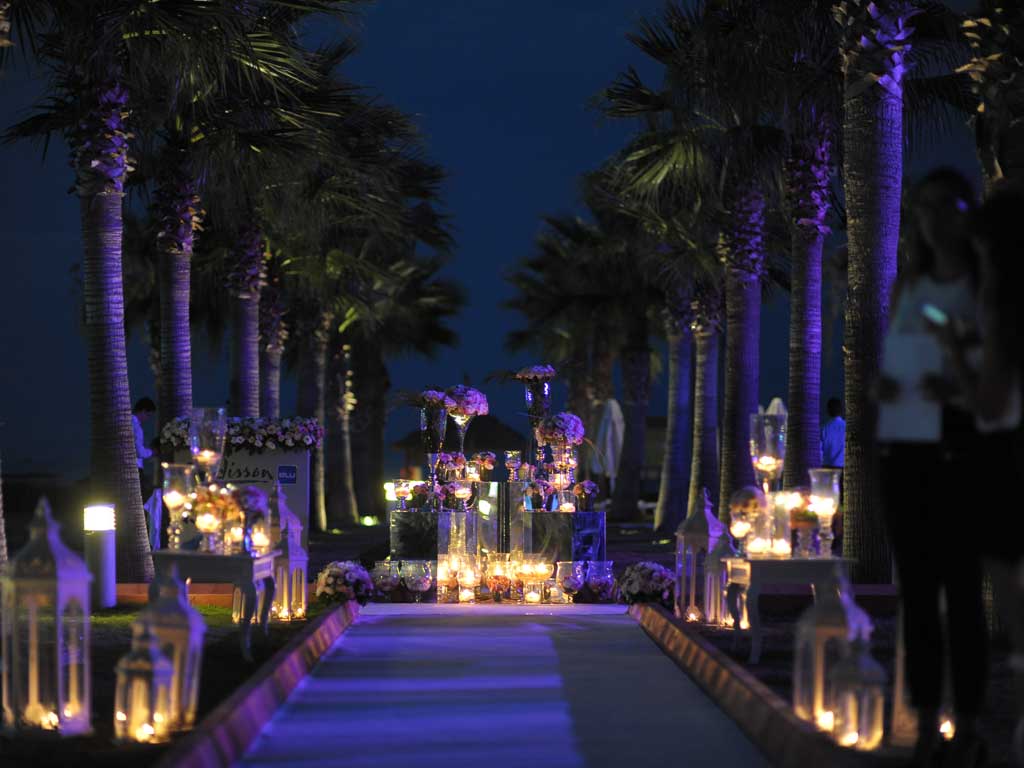 https://www.divawedding.com.tr/wp-content/uploads/2017/01/izmir-dekorasyon-dugun-organizasyon-susleme-4.jpg