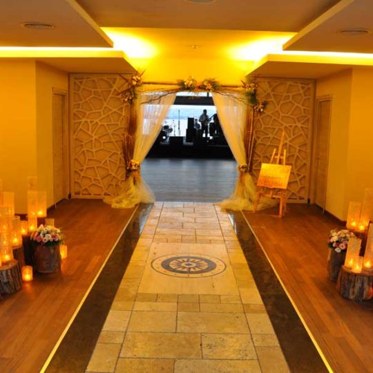 https://www.divawedding.com.tr/wp-content/uploads/2017/01/izmir-dekorasyon-dugun-organizasyon-susleme-5-540x540.jpg