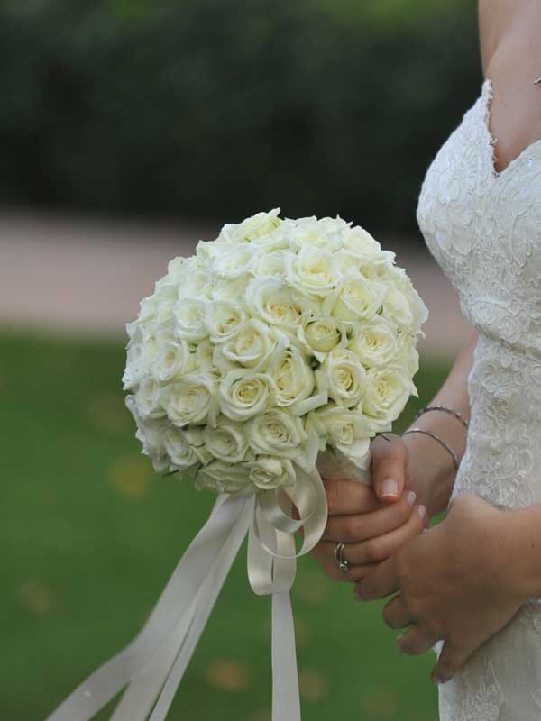 https://www.divawedding.com.tr/wp-content/uploads/2017/01/izmir-dugun-icin-el-buketi-diva-wedding-34.jpg