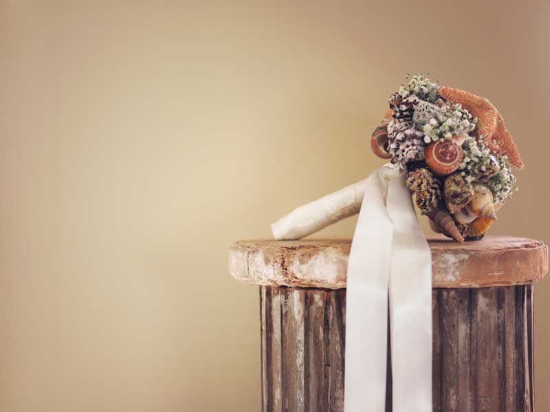 https://www.divawedding.com.tr/wp-content/uploads/2017/01/izmir-dugun-icin-el-buketi-diva-wedding-46.jpg