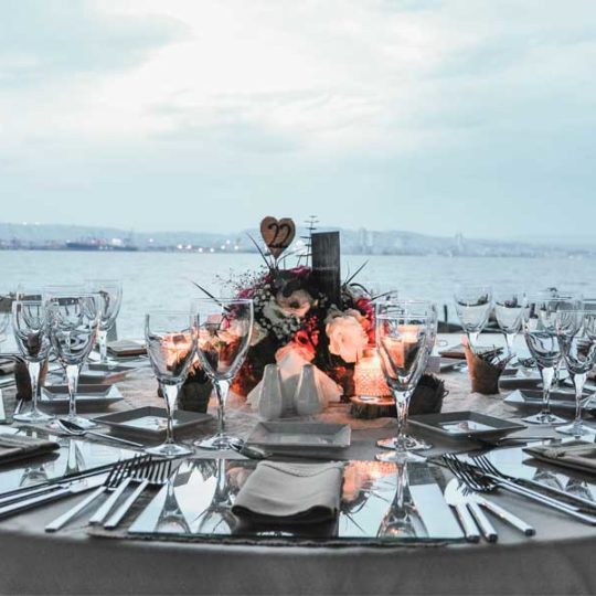 https://www.divawedding.com.tr/wp-content/uploads/2017/01/masa-duzeni-izmir-organizasyon-29-540x540.jpg