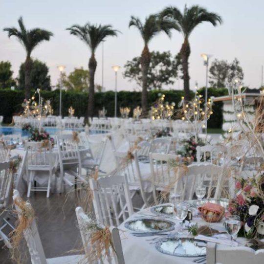https://www.divawedding.com.tr/wp-content/uploads/2017/01/masa-duzeni-izmir-organizasyon-35-540x540.jpg