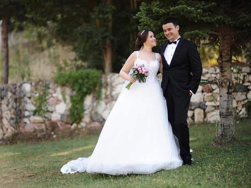 https://www.divawedding.com.tr/wp-content/uploads/2017/01/meric-kaya.jpg