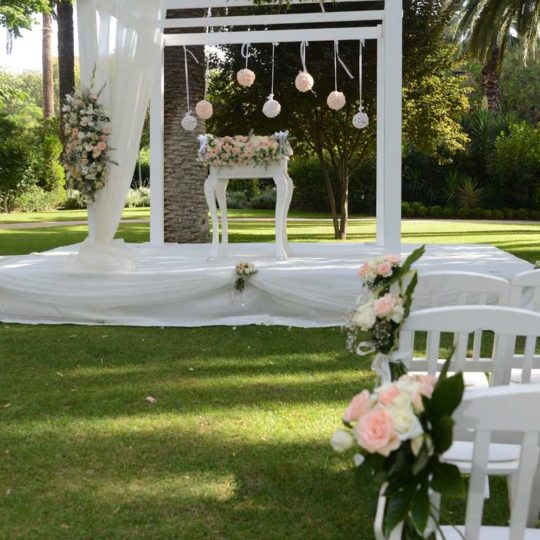https://www.divawedding.com.tr/wp-content/uploads/2017/01/nikah-alani-organizasyonlari-izmir-wedding-3-540x540.jpg