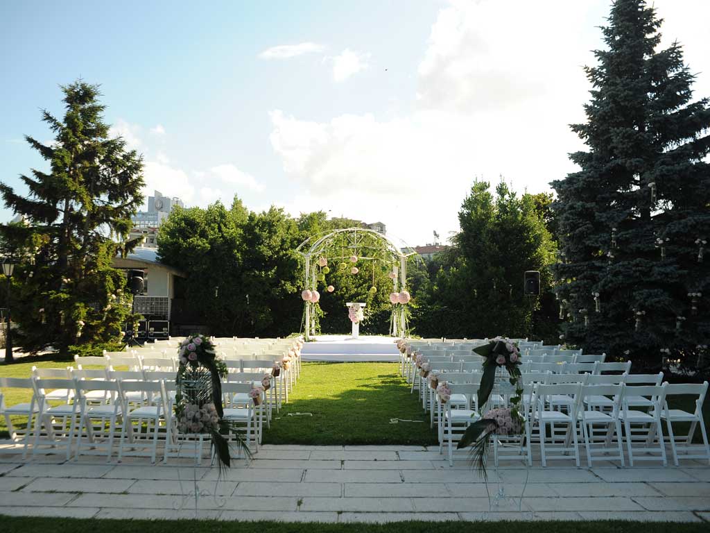 https://www.divawedding.com.tr/wp-content/uploads/2017/01/nikah-alani-organizasyonlari-izmir-wedding-5.jpg