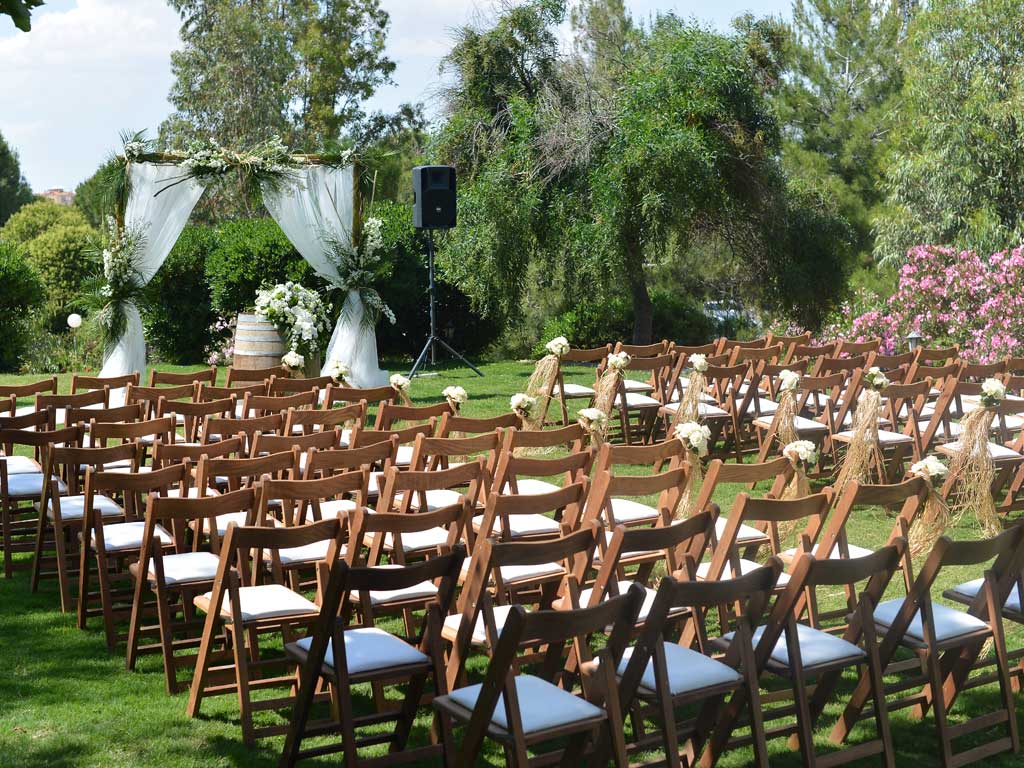 https://www.divawedding.com.tr/wp-content/uploads/2017/01/nikah-alani-organizasyonlari-izmir-wedding-6.jpg