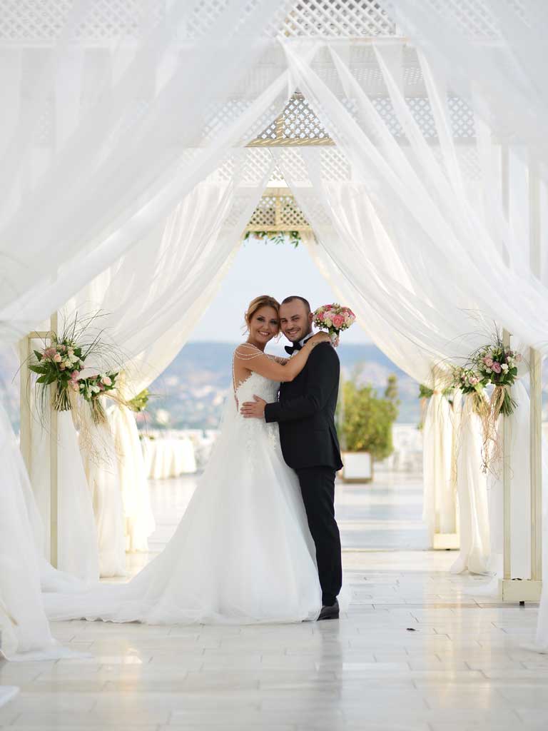 https://www.divawedding.com.tr/wp-content/uploads/2017/01/zeynep_efe_la_vie.jpg