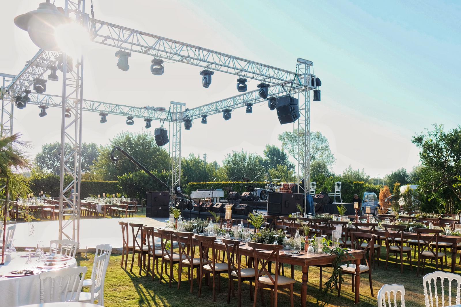 https://www.divawedding.com.tr/wp-content/uploads/2019/07/parcceremonie3.jpg