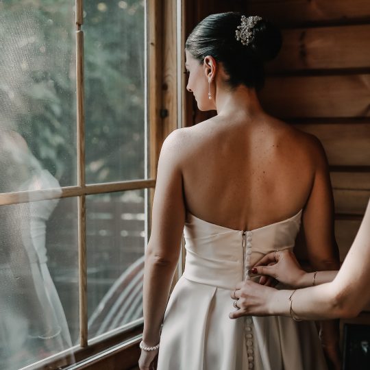 https://www.divawedding.com.tr/wp-content/uploads/2022/07/damlafelix_1-540x540.jpeg